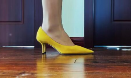 高跟鞋视频,跟随视频领略时尚风采